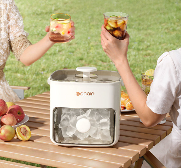 Portable Ice Cube Tray & Storage Box | Coffee & Cocktail Ice Maker